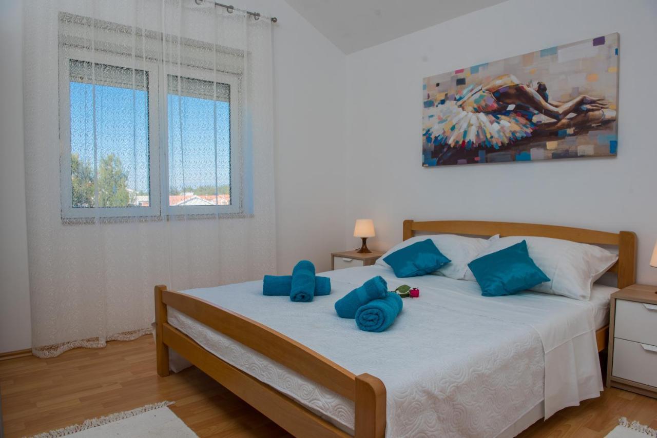 Apartmani Fila Vrsi Exterior foto